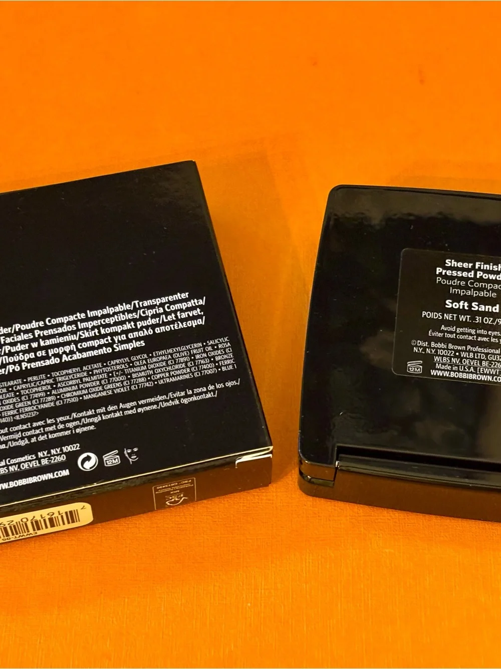 NIB Bobbi Brown Sheer Finish Pressed Face Powder-Soft Sand